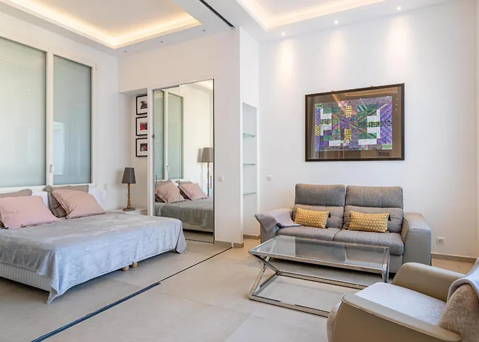 Ref 1975 - Center - Croisette Apartman *